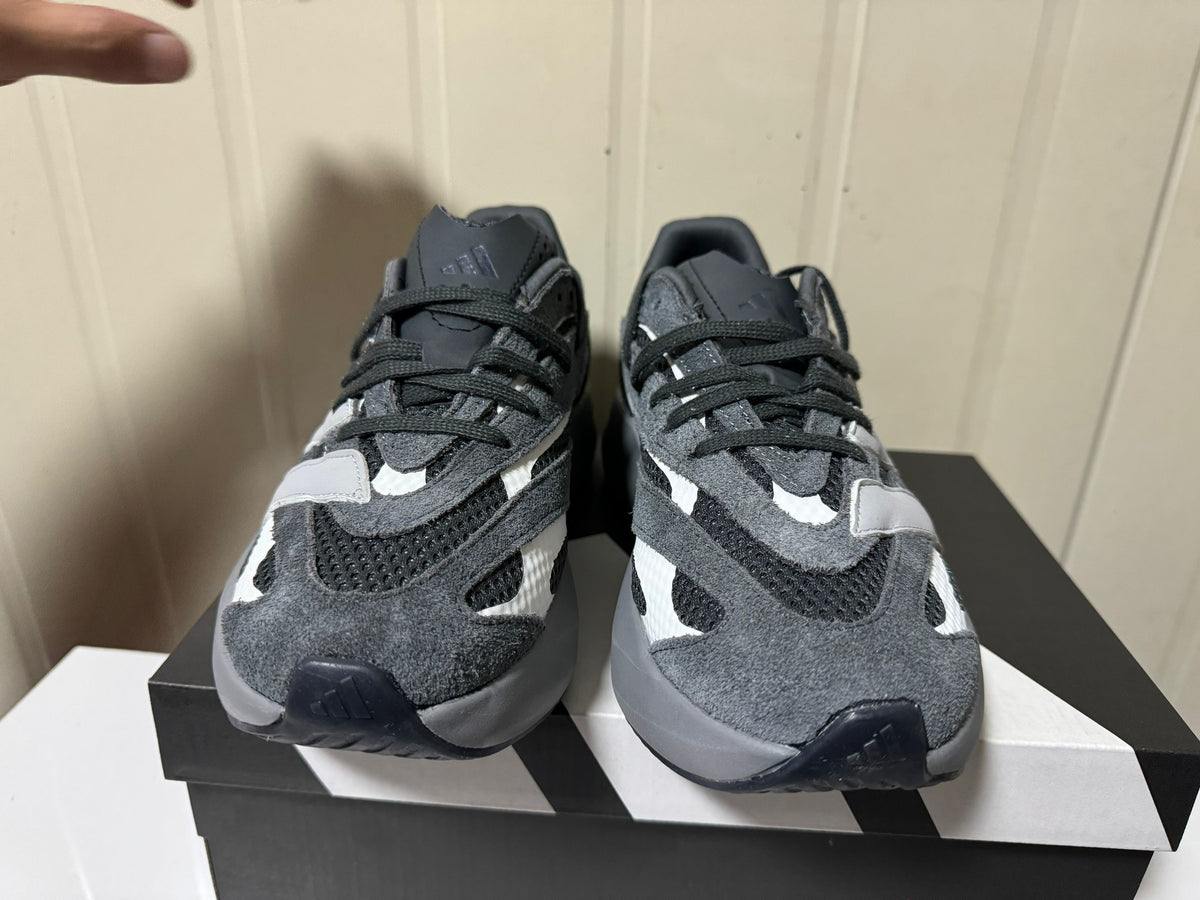Adidas LIGHTBLAZE Low‑Top Running Shoes, Comfortable Slip‑Resistant Wear‑Resistant, Unisex, Wang Anyu Same‑Style