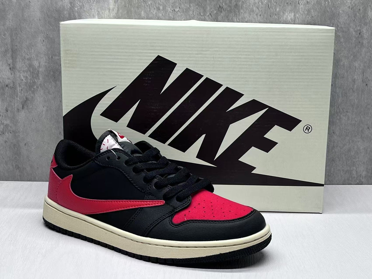 Air Jordan 1 Low "Reverse Bred"
