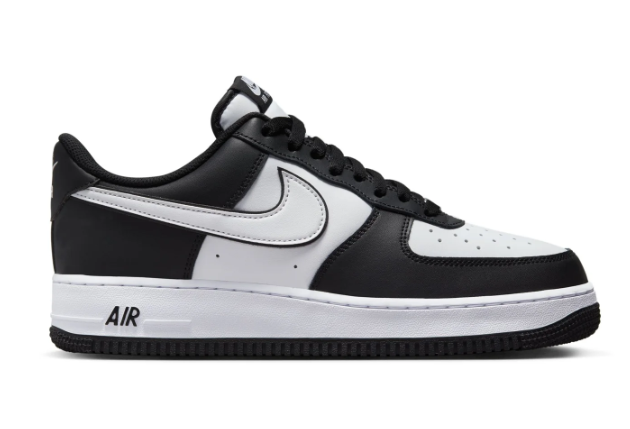 Nike Air Force 1 '07 Panda Black and White Men's Sneakers