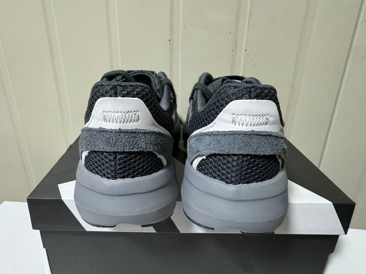 Adidas LIGHTBLAZE Low‑Top Running Shoes, Comfortable Slip‑Resistant Wear‑Resistant, Unisex, Wang Anyu Same‑Style