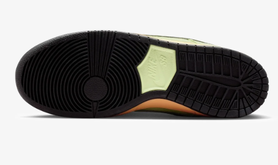 Nike SB Dunk Low Pro 'Light Liquid Lime / Black / Wolf Grey' HQ1626-300