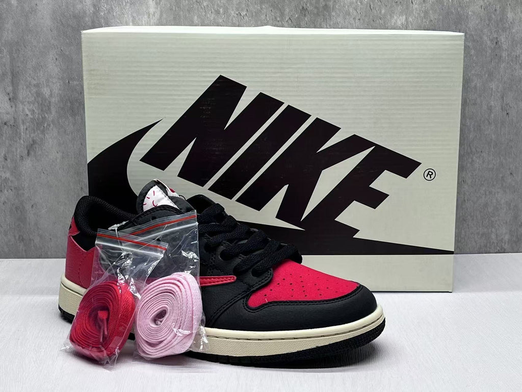Air Jordan 1 Low "Reverse Bred"