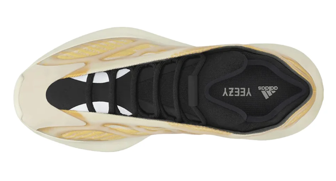 adidas Yeezy 700 V3 Sneakers - Safflower