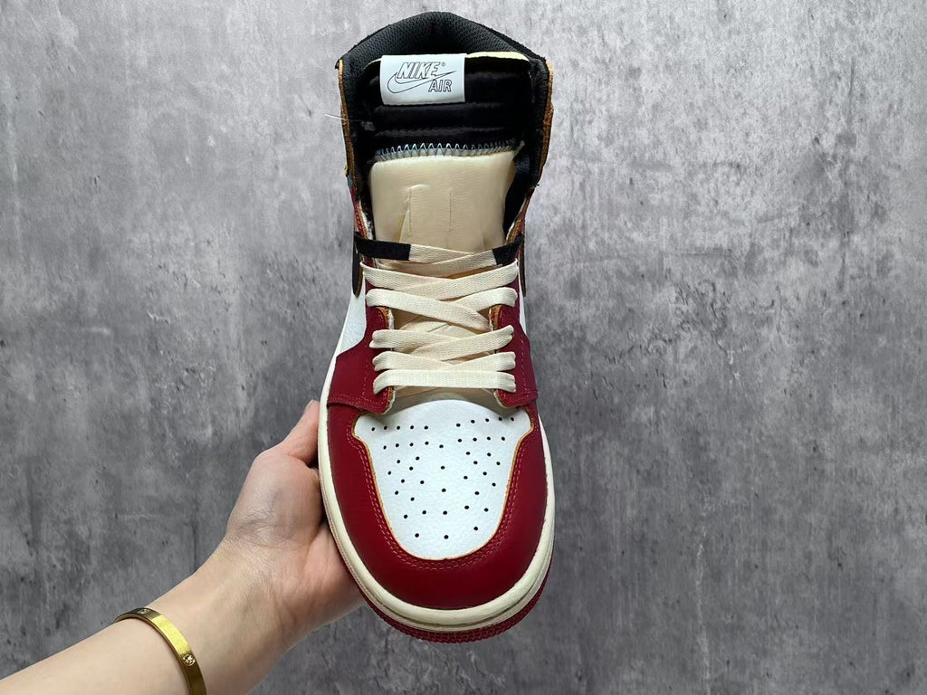Air Jordan 1 Retro High OG "White/Black/Varsity Red"