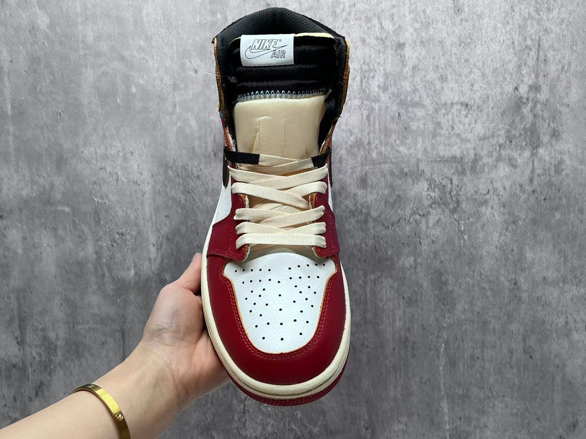 Air Jordan 1 Retro High OG "White/Black/Varsity Red"