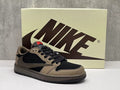 Air Jordan 1 Retro High OG "Clay Green"
