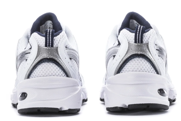 New Balance 530 Women's Wide Sneakers - White / Natural Indigo